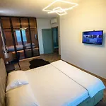 Kh.Suite